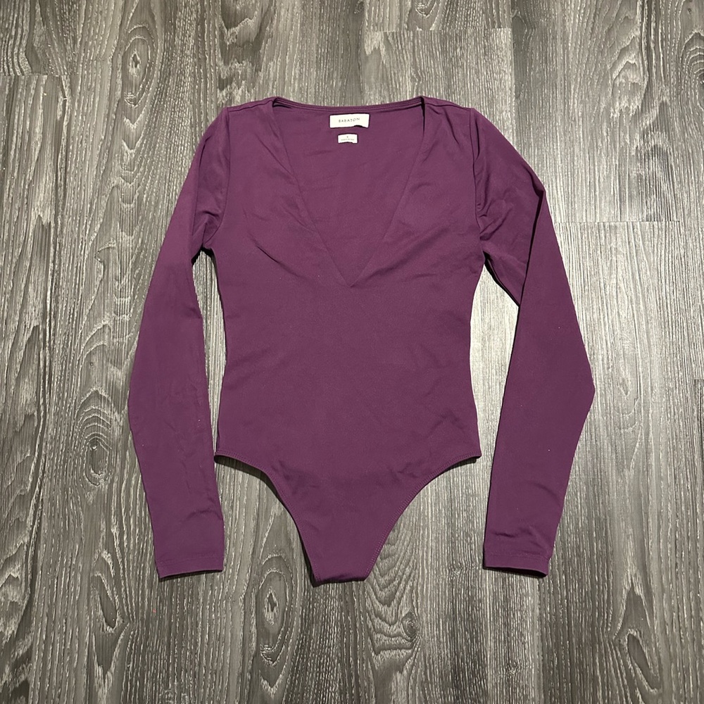 Aritzia Babaton Long Sleeve V-Neck Bodysuit in Purple